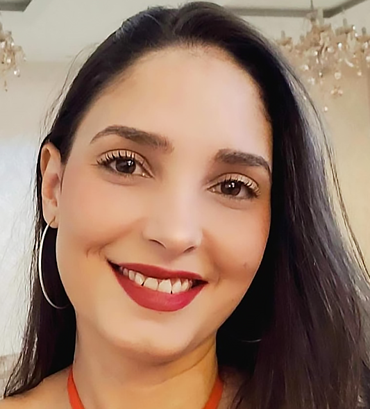 Crislaine Almeida